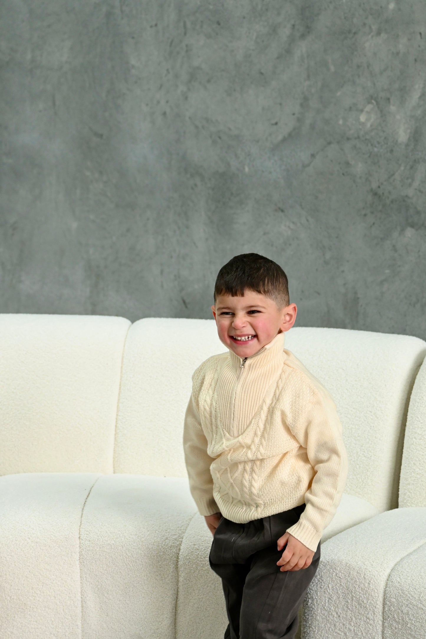 The Mousey zip knit